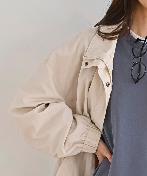 rps(アールピーエス)の「ナイロンワッシャースタンドカラーブルゾン(ブルゾン・レディース・アイボリー/ブラック/ベージュ・フリー)」の11枚目の写真