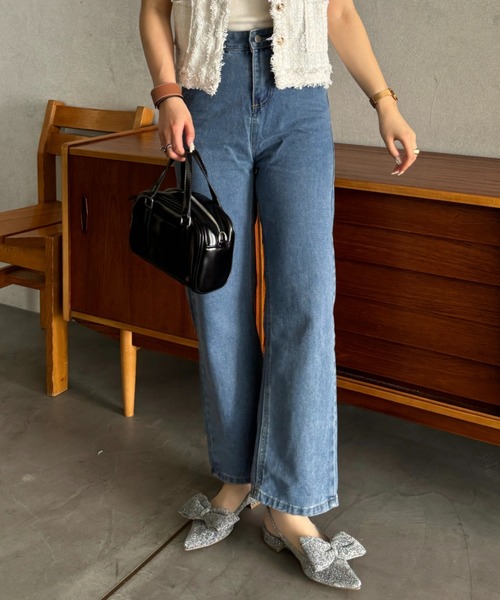 efill(エフィル)の「ストレートデニムパンツ ハイウエスト(デニムパンツ・レディース・ブルー・FREE)」の1枚目の写真