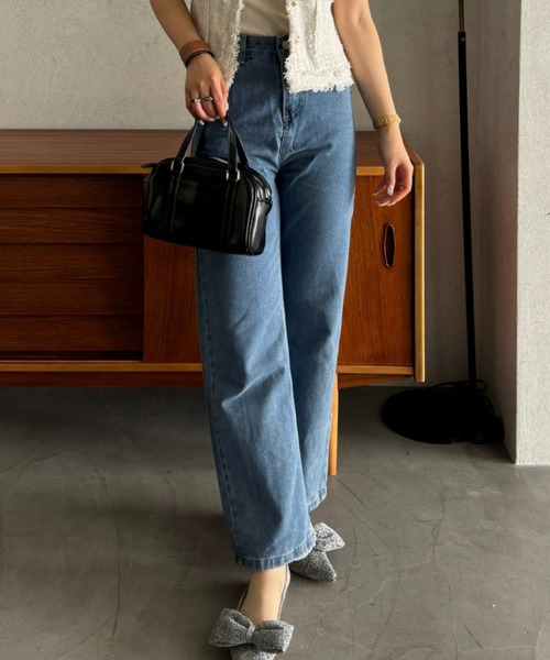 efill(エフィル)の「ストレートデニムパンツ ハイウエスト(デニムパンツ・レディース・ブルー・FREE)」の3枚目の写真