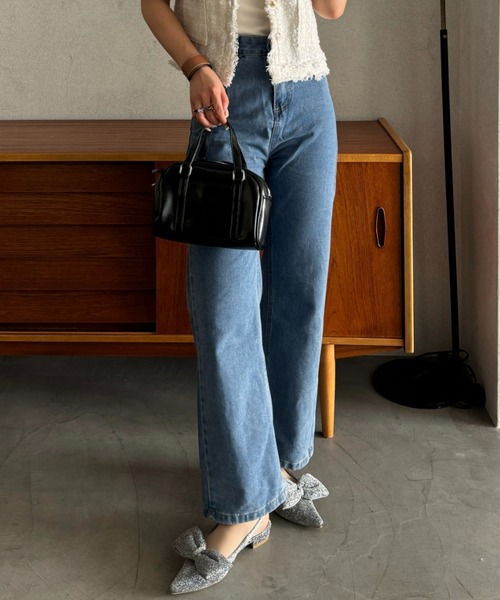 efill(エフィル)の「ストレートデニムパンツ ハイウエスト(デニムパンツ・レディース・ブルー・FREE)」の2枚目の写真