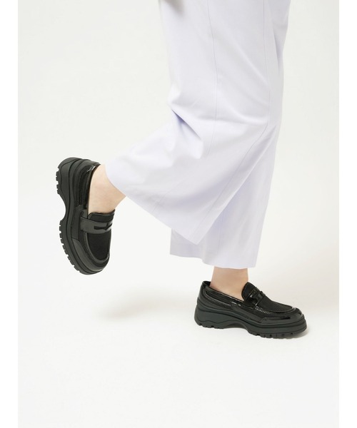 Bella lume(ベッラルーメ)の「《Bella Lume(ベッラルーメ)》スニーカーローファー(スニーカー・レディース・ブラック・MEDIUM/LARGE/SMALL)」の13枚目の写真