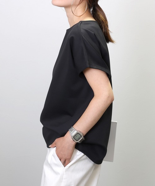 Aletta vita(アレッタビータ)の「スリットネックポンチコクーンフレンチプルオーバー(Tシャツ/カットソー・レディース・ブラック/オフホワイト/ベージュ/チョコ・FREE)」の6枚目の写真