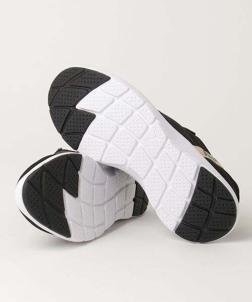 PUMA（プーマ）の「プーマ PUMA SOFTRIDE REMI EASE IN レオ W_（スニーカー・レディース・ブラック・23.5cm/24.5cm/25.5cm/23.0cm/24.0cm/25.0cm/26.0cm）」の3枚目の写真