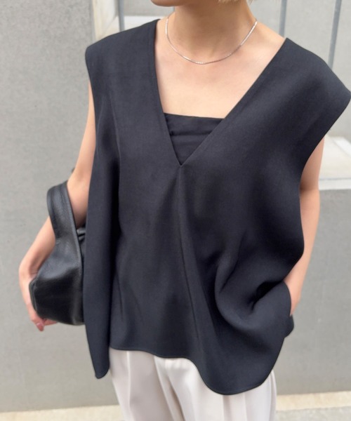 meilmada（メイルマダ）の「Vネックツイルベスト（ベスト・レディース・ベージュ/ネイビー/グレー/ネイビー系1/ベージュ系1・FREE）」の17枚目の写真