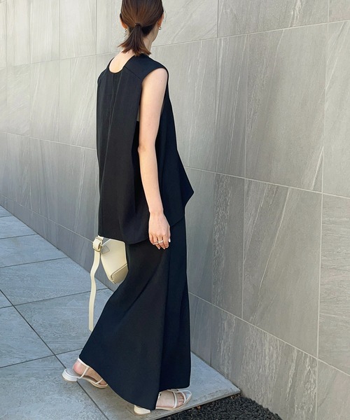 meilmada（メイルマダ）の「Vネックツイルベスト（ベスト・レディース・ベージュ/ネイビー/グレー/ネイビー系1/ベージュ系1・FREE）」の19枚目の写真