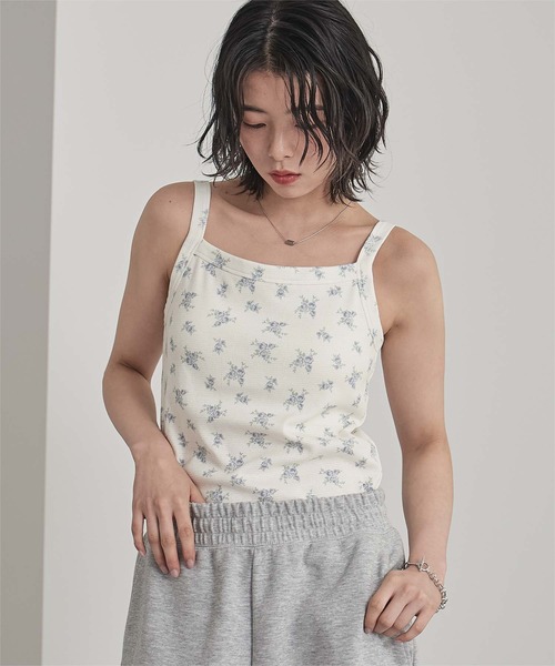 miette(ミエット)の「カップ付き小花柄サーマルキャミ(キャミソール・レディース・ピンク/ホワイト系その他/オフホワイト・FREE)」の6枚目の写真