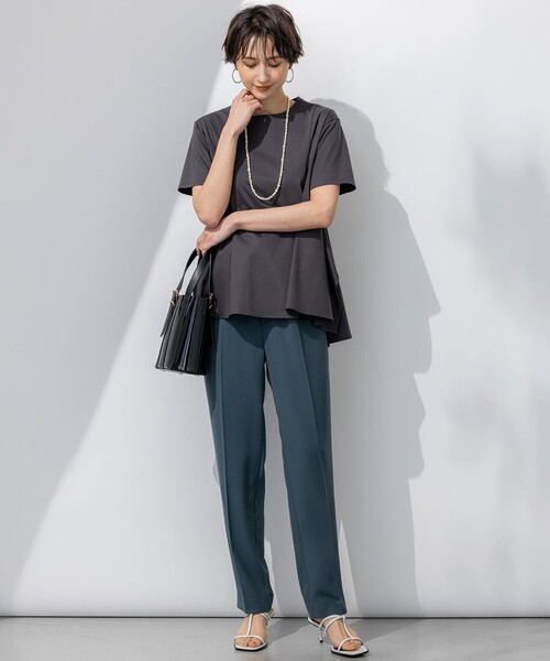 23区(ニジュウサンク)の「ストレッチジョーゼット テーパード パンツ(その他パンツ・レディース・ブラック系/ダークブラウン系/ベージュ系/ネイビー系/ダークグリーン系・40/38/36)」の9枚目の写真