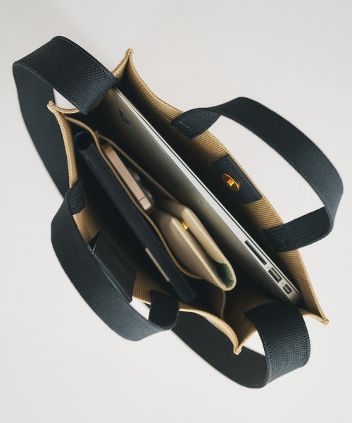 ROPE'（ロペ）の「【E'POR】GADGET PC TOTE【超軽量】【25SS】（トートバッグ・レディース・ベージュ/ブラック/クリーム・FREE）」の21枚目の写真