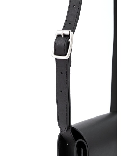 MARGARET HOWELL（マーガレットハウエル）の「VEGITABLE TANNED LEATHER（ショルダーバッグ・レディース・ブラック/オリーブ・FREE）」の10枚目の写真