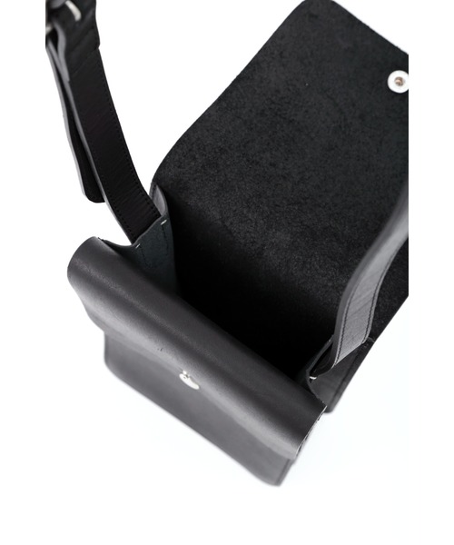 MARGARET HOWELL（マーガレットハウエル）の「VEGITABLE TANNED LEATHER（ショルダーバッグ・レディース・ブラック/オリーブ・FREE）」の5枚目の写真