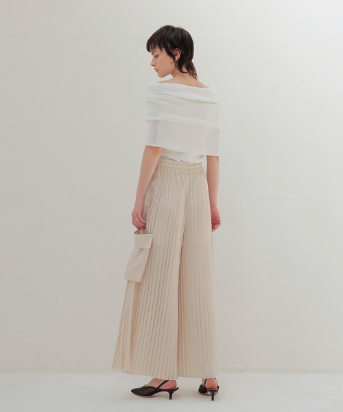 DRESSLAVE(ドレスレイブ)の「georgett pleats easy wide pants(ジョーゼットプリーツイージーワイドパンツ)(その他パンツ・レディース・グリーン/ベージュ・38)」の10枚目の写真
