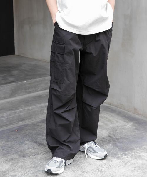 FORK&SPOON（フォークアンドスプーン）の「FORK&SPOON　ミリタリーポケットパンツ（その他パンツ・メンズ・グレー/ブラック・4/5）」の2枚目の写真