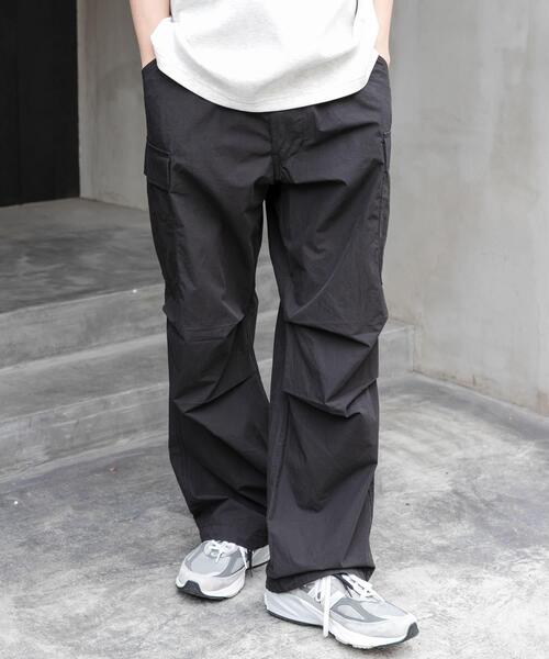 FORK&SPOON（フォークアンドスプーン）の「FORK&SPOON　ミリタリーポケットパンツ（その他パンツ・メンズ・グレー/ブラック・4/5）」の4枚目の写真