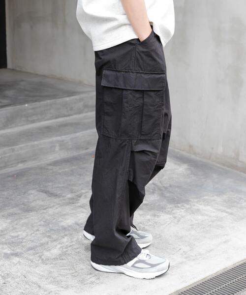 FORK&SPOON（フォークアンドスプーン）の「FORK&SPOON　ミリタリーポケットパンツ（その他パンツ・メンズ・グレー/ブラック・4/5）」の5枚目の写真