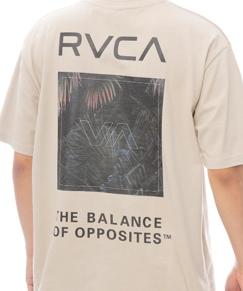 RVCA（ルーカ）の「RVCA メンズ PALM BOX SS Tシャツ 【2025年春夏モデル】/ルーカオーバーシルエットバックプリント半袖Tシャツ（Tシャツ/カットソー・メンズ・ブラック/ブラック系その他/ホワイト/ベージュ/グリーン系その他・X-LARGE/LARGE/MEDIUM/SMALL）」の20枚目の写真