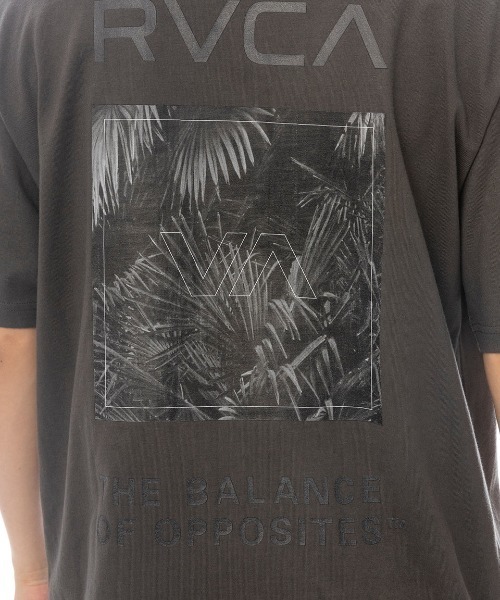 RVCA（ルーカ）の「RVCA メンズ PALM BOX SS Tシャツ 【2025年春夏モデル】/ルーカオーバーシルエットバックプリント半袖Tシャツ（Tシャツ/カットソー・メンズ・ブラック/ブラック系その他/ホワイト/ベージュ/グリーン系その他・X-LARGE/LARGE/MEDIUM/SMALL）」の17枚目の写真