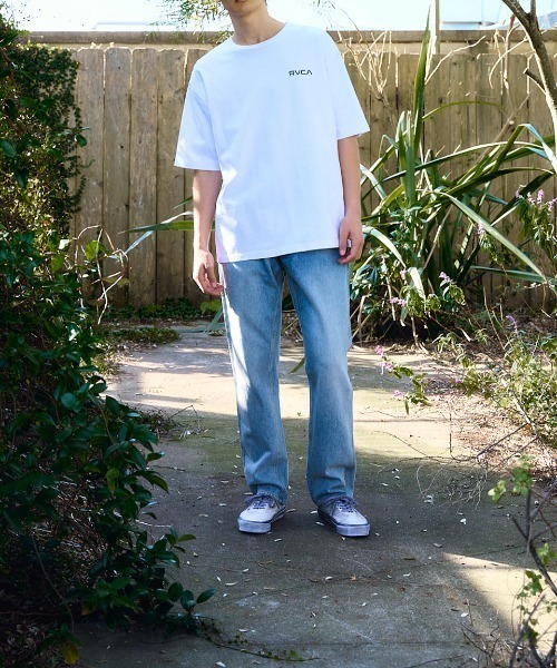 RVCA（ルーカ）の「RVCA メンズ PALM BOX SS Tシャツ 【2025年春夏モデル】/ルーカオーバーシルエットバックプリント半袖Tシャツ（Tシャツ/カットソー・メンズ・ブラック/ブラック系その他/ホワイト/ベージュ/グリーン系その他・X-LARGE/LARGE/MEDIUM/SMALL）」の11枚目の写真