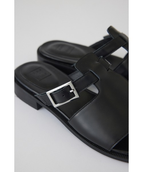 RIM.ARK(リムアーク)の「Thumb leather flat sandal サムレザーフラットサンダル(サンダル・レディース・ブラック/アイボリー・36/37/38/39)」の14枚目の写真