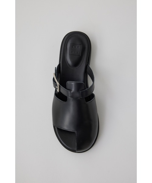 RIM.ARK(リムアーク)の「Thumb leather flat sandal サムレザーフラットサンダル(サンダル・レディース・ブラック/アイボリー・36/37/38/39)」の21枚目の写真