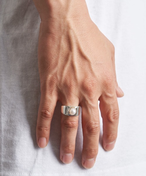 LAMBDA(ラムダ)の「パールカレッジリング(リング・メンズ・シルバー系その他・#9/#11/#13/#15/#17/#19)」の7枚目の写真