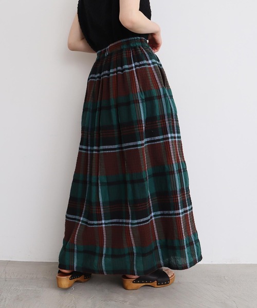 l'atelier du savon（アトリエドサボン）の「高島ちぢみbig check スカート（スカート・レディース・ホワイト/グリーン・FREE）」の6枚目の写真