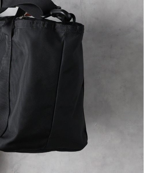 Right-on(ライトオン)の「Other(ソノタ)ボートトートバッグ/7L(ショルダーバッグ・レディース・ブラック・ONE SIZE)」の3枚目の写真