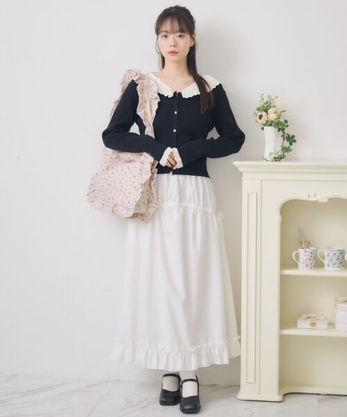 ems excite（エムズエキサイト）の「フリルトートバッグ（ショルダーバッグ・レディース・ナチュラル/ブラック・ONE SIZE）」の9枚目の写真