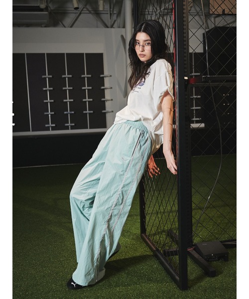 PUMA(プーマ)の「PUMA UNGRID WOVEN PANTS(その他パンツ・レディース・ブルー・FREE)」の6枚目の写真