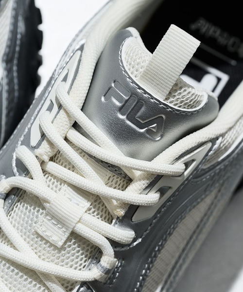 FILA スニーカー　韓国　シルバー　エシャッペ 韓国FILA(フィラ)限定「ECHAPPE SILVER MOON(エシャペシルバー