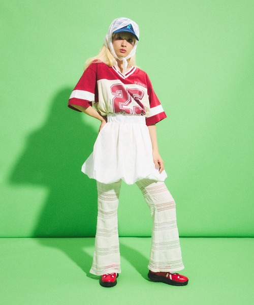 PUNYUS(プニュズ)の「バルーンミニスカート(スカート・レディース・ブラック/ホワイト・1/2/3/4)」の3枚目の写真