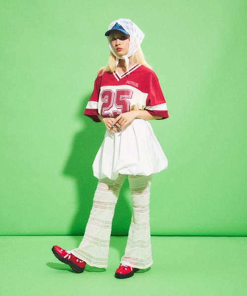 PUNYUS(プニュズ)の「バルーンミニスカート(スカート・レディース・ブラック/ホワイト・1/2/3/4)」の5枚目の写真