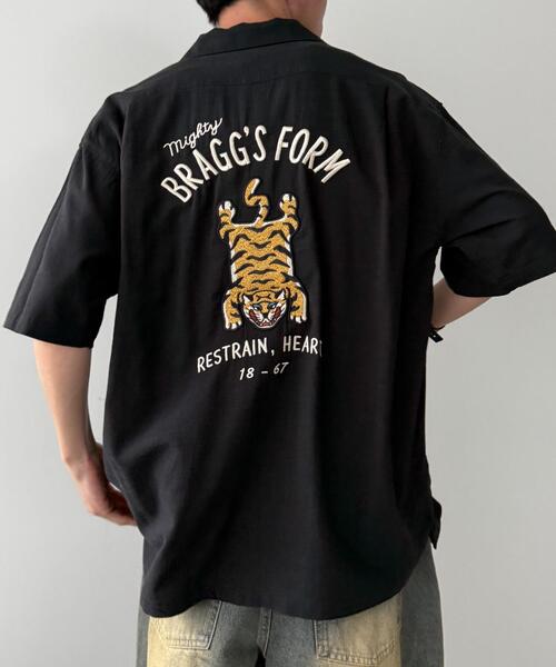 WEGO(ウィゴー)の「WEGO/麻ライクTIGER刺繍シャツ(シャツ/ブラウス・メンズ・アイボリー/ブラック・LARGE/MEDIUM/X-LARGE)」の2枚目の写真