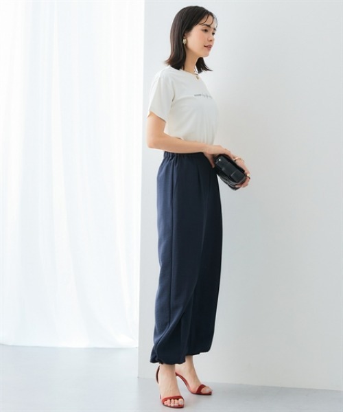 7days Life Styling(セブンデイズライフスタイリング)の「【接触冷感】シルケット加工クルーネックロゴトップス(Tシャツ/カットソー・レディース・オフホワイト/ネイビー・S/M/L/LL)」の5枚目の写真