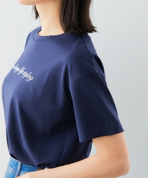 7days Life Styling(セブンデイズライフスタイリング)の「【接触冷感】シルケット加工クルーネックロゴトップス(Tシャツ/カットソー・レディース・オフホワイト/ネイビー・S/M/L/LL)」の12枚目の写真