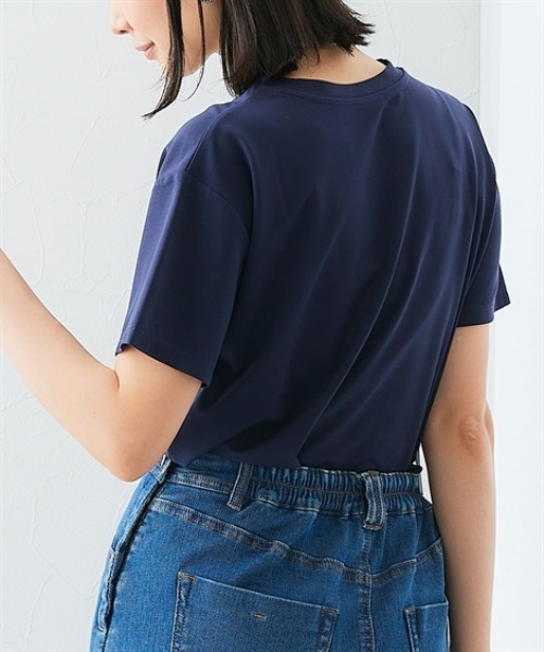 7days Life Styling(セブンデイズライフスタイリング)の「【接触冷感】シルケット加工クルーネックロゴトップス(Tシャツ/カットソー・レディース・オフホワイト/ネイビー・S/M/L/LL)」の13枚目の写真
