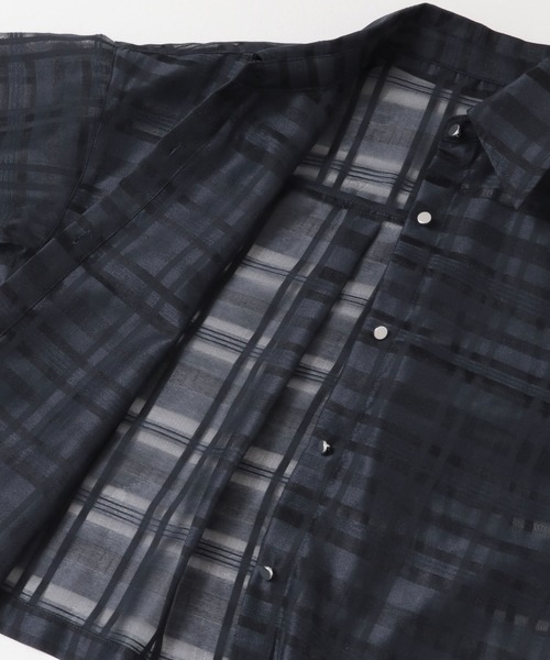 SENSE OF PLACE by URBAN RESEARCH（センスオブプレイスバイアーバンリサーチ）の「シアーチェッククロップドシャツ（シャツ/ブラウス・レディース・ネイビー/ピンク/オフホワイト・ONE）」の16枚目の写真