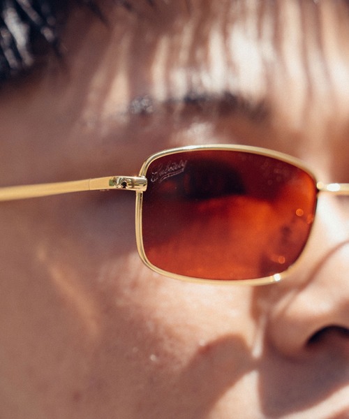 Subciety(サブサエティ)の「Sunglass-Molly-(サングラス・メンズ・スモーク/クリア/レッド・FREE)」の10枚目の写真