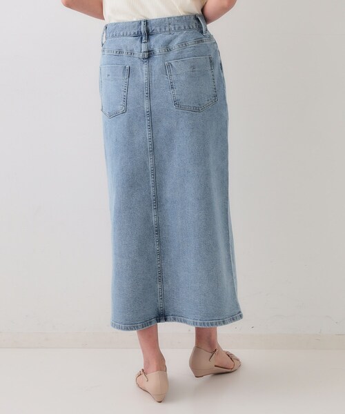 OPAQUE.CLIP（オペークドットクリップ）の「デニムナロースカート【洗濯機洗い可】（デニムスカート・レディース・ホワイト/ライトブルー・38/40/42）」の13枚目の写真