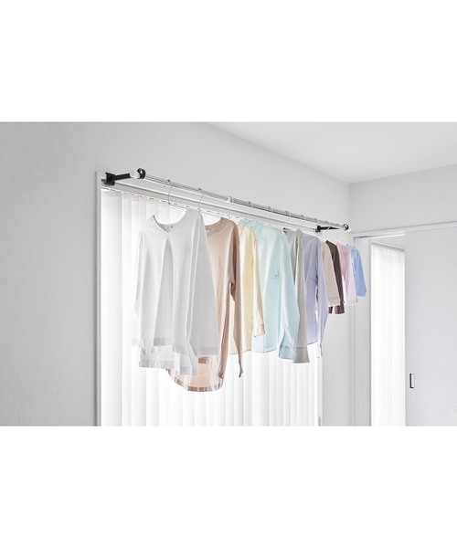 tower（タワー）の「《WEB限定》【tower/タワー】鴨居室内物干しポールホルダー　奥行ワイド（ランドリーグッズ・レディース・ホワイト/ブラック・FREE）」の8枚目の写真