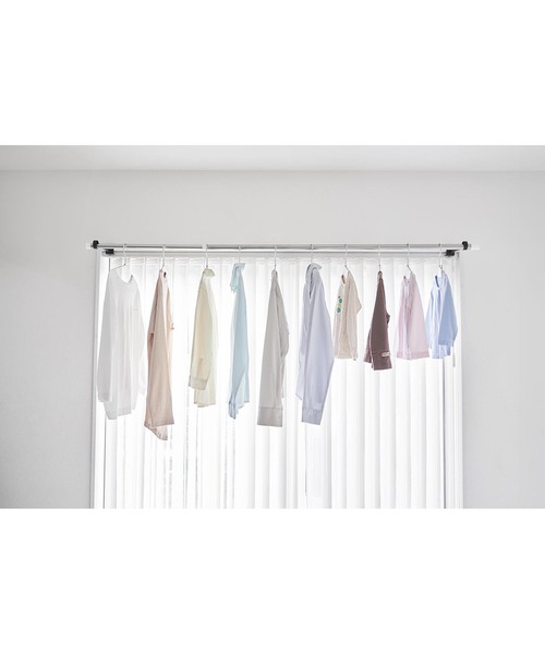 tower（タワー）の「《WEB限定》【tower/タワー】鴨居室内物干しポールホルダー　奥行ワイド（ランドリーグッズ・レディース・ホワイト/ブラック・FREE）」の10枚目の写真
