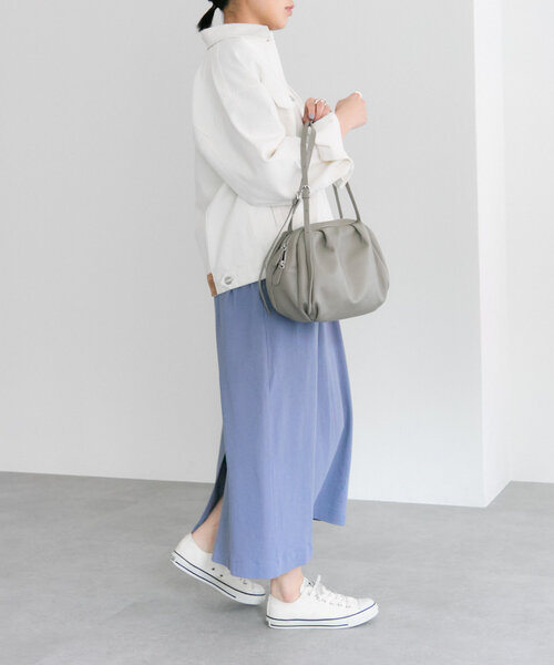 ear PAPILLONNER（イアパピヨネ）の「カットマキシワンピース【SUM1 STYLE(スミスタイル)】（ワンピース・レディース・ブラック/ブルー/サンドベージュ・FREE）」の15枚目の写真