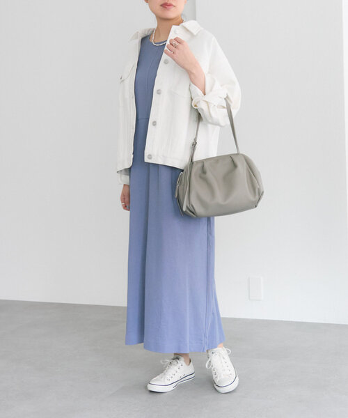 ear PAPILLONNER（イアパピヨネ）の「カットマキシワンピース【SUM1 STYLE(スミスタイル)】（ワンピース・レディース・ブラック/ブルー/サンドベージュ・FREE）」の16枚目の写真