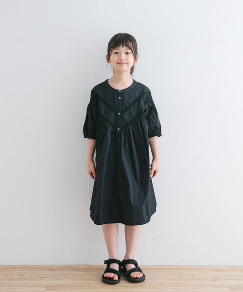 URBAN RESEARCH DOORS（アーバンリサーチドアーズ）の「ハシゴレースワンピース(KIDS)（ワンピース・キッズ・ブルー/ホワイト系その他/ブラック・120/105/135）」の7枚目の写真