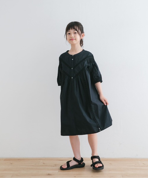 URBAN RESEARCH DOORS（アーバンリサーチドアーズ）の「ハシゴレースワンピース(KIDS)（ワンピース・キッズ・ブルー/ホワイト系その他/ブラック・120/105/135）」の13枚目の写真