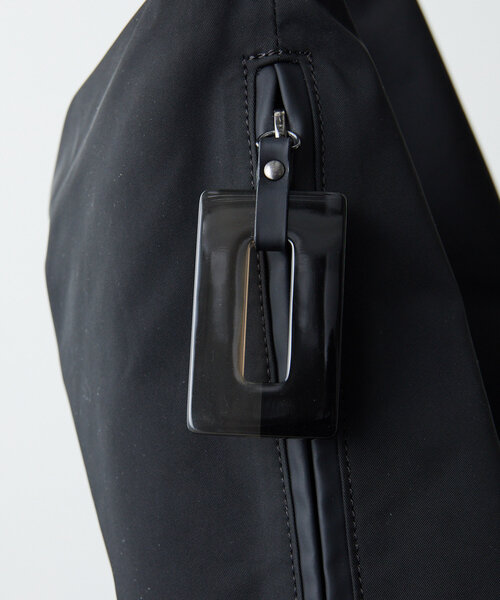 撥水/軽量/A4サイズ対応》樹脂パーツワンハンドルバッグ（トートバッグ