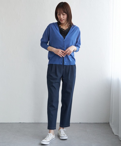 ikka（イッカ）の「【洗濯機で洗える／接触冷感】針抜きシアーニットカーディガン【UVカット】（カーディガン/ボレロ・レディース・ブラック/オフホワイト/ブルー/ライトグレー・M/L/S）」の21枚目の写真