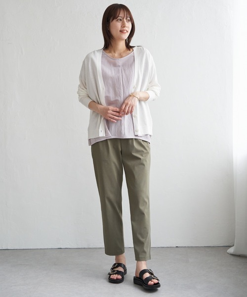 ikka（イッカ）の「【洗濯機で洗える／接触冷感】針抜きシアーニットカーディガン【UVカット】（カーディガン/ボレロ・レディース・ブラック/オフホワイト/ブルー/ライトグレー・M/L/S）」の11枚目の写真