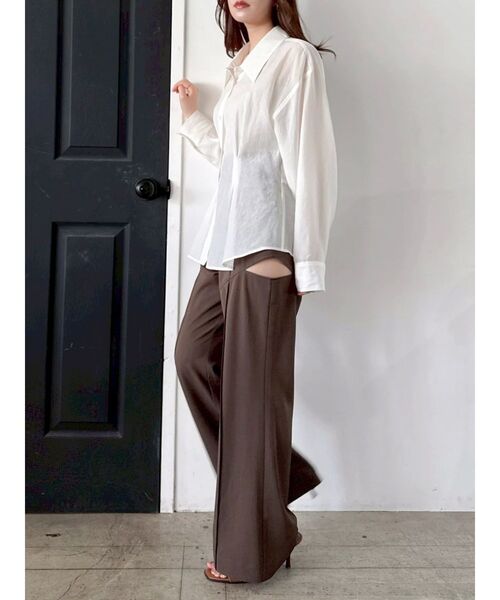 dazzlin(ダズリン)の「サイドオープンスラックス(その他パンツ・レディース・グレー/ブラウン・SMALL/MEDIUM)」の2枚目の写真