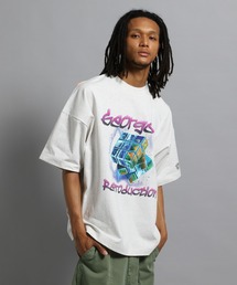 GEORGE'S（ジョージズ）の「アートグラフィックTシャツ（Tシャツ/カットソー）」