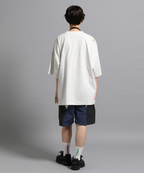 GEORGE'S（ジョージズ）の「アートグラフィックTシャツ（Tシャツ/カットソー・メンズ・杢グレー/ブラック/オフホワイト・MEDIUM/LARGE）」の9枚目の写真